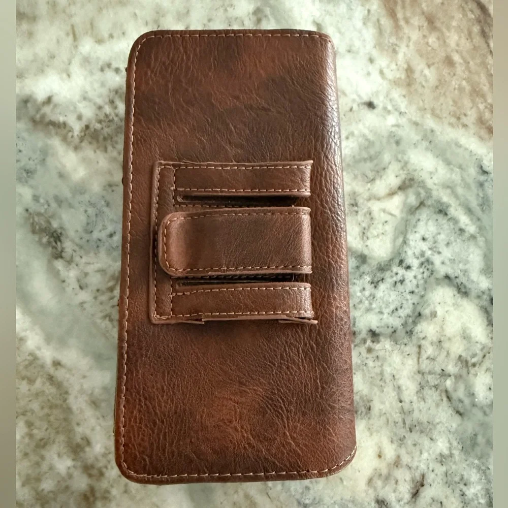 N/A phone holster